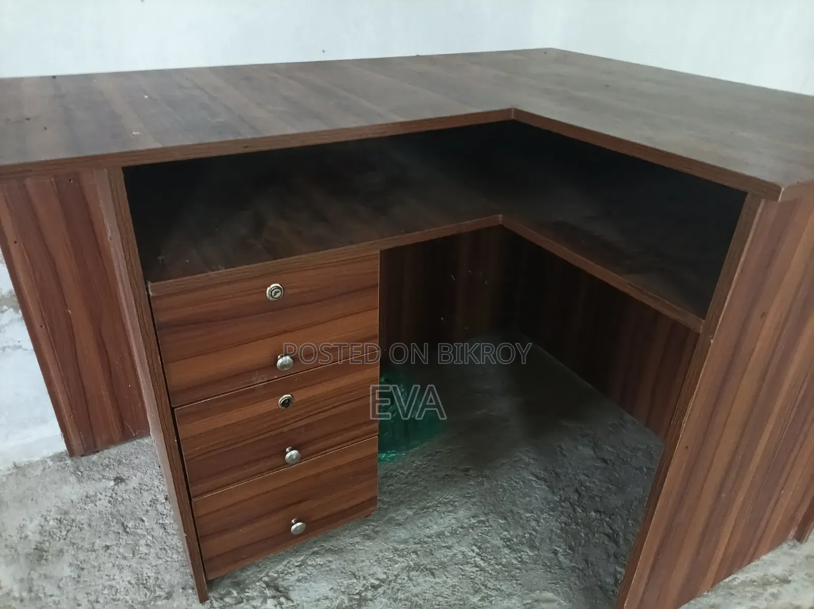 Cash Table