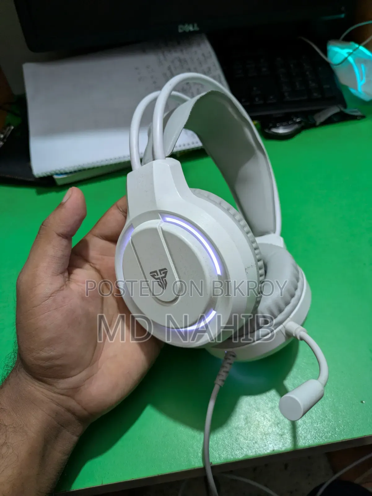 Almost new gaming headphones