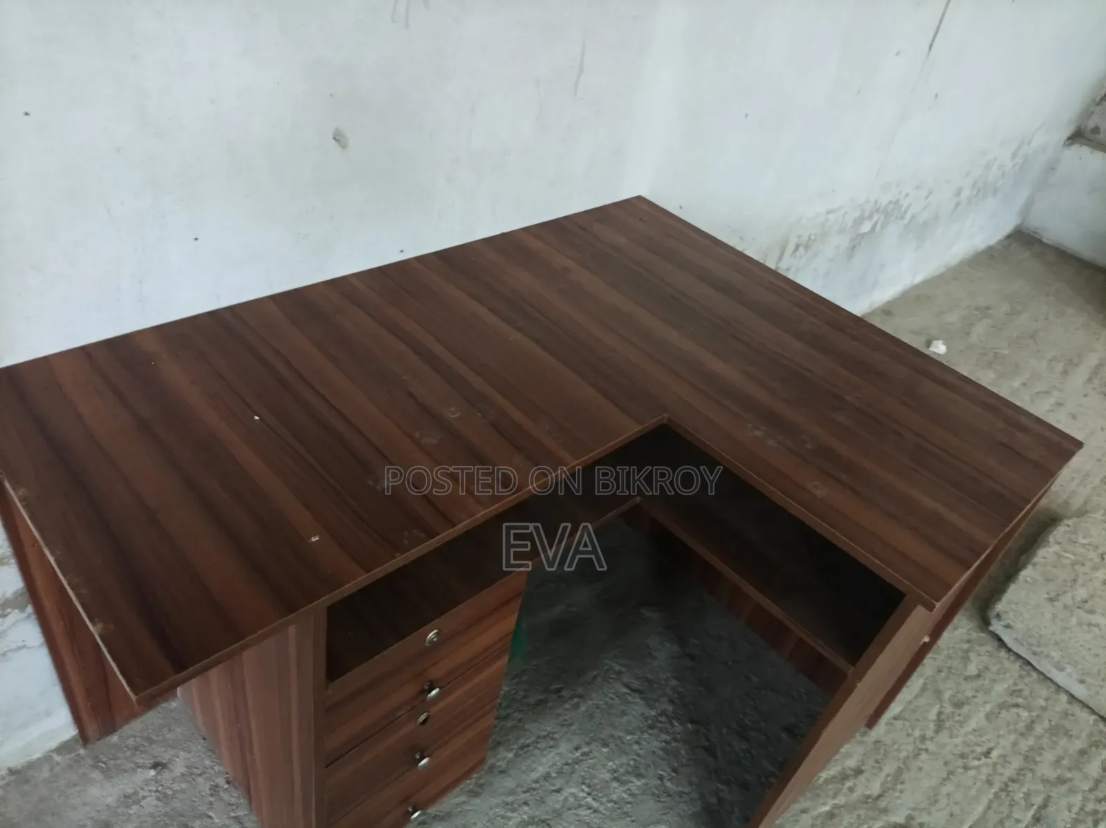 Cash Table