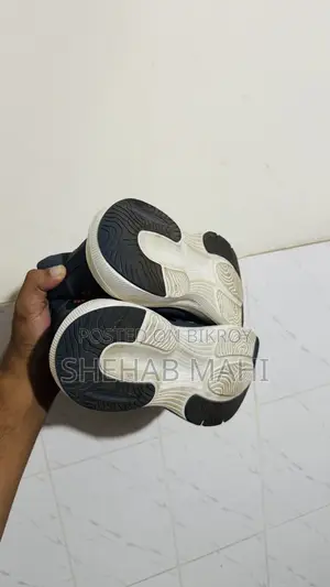 Nike Zoom Air Shoes Size 45
