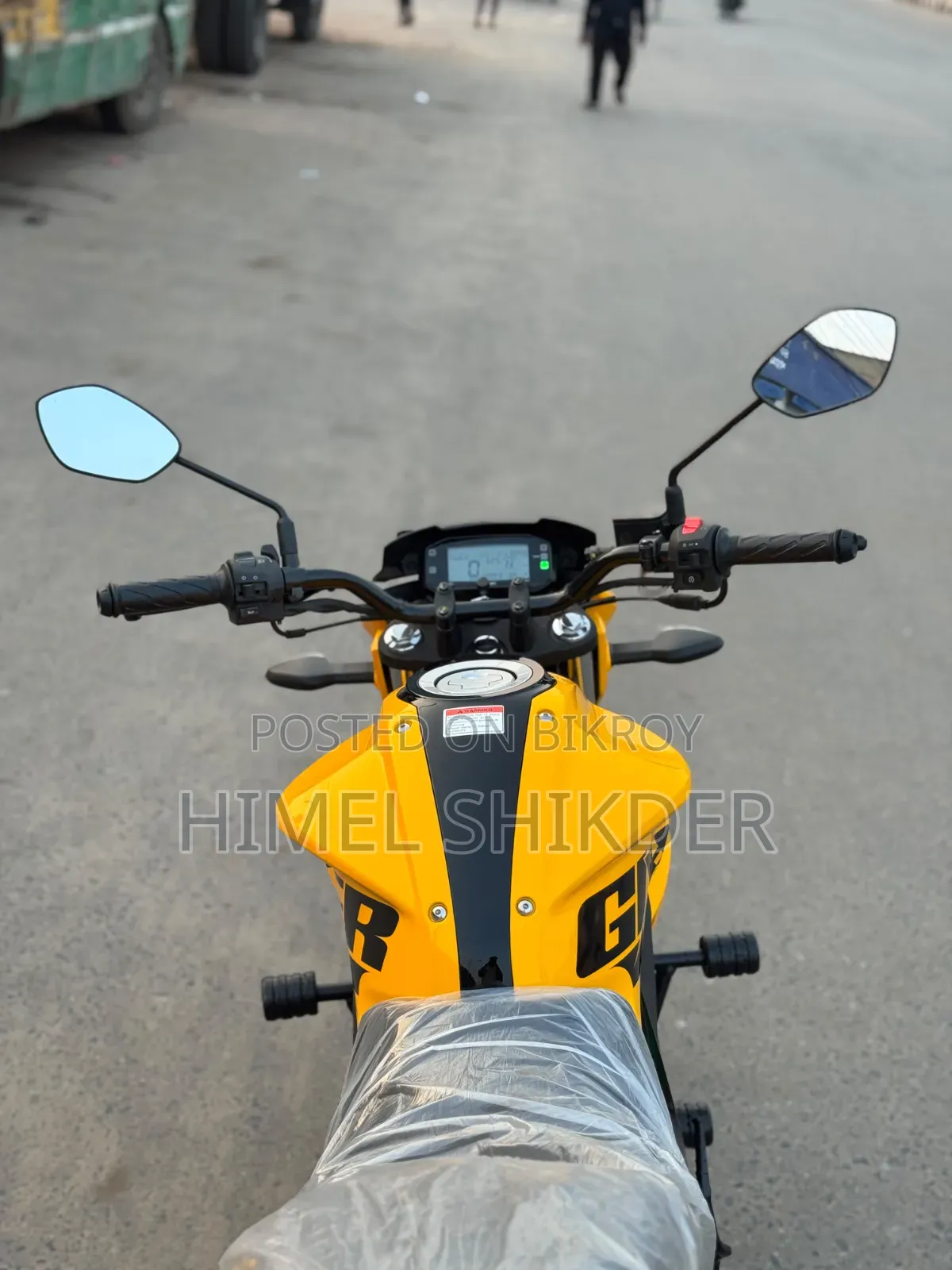 Suzuki Gixxer Monotone 2026 Yellow