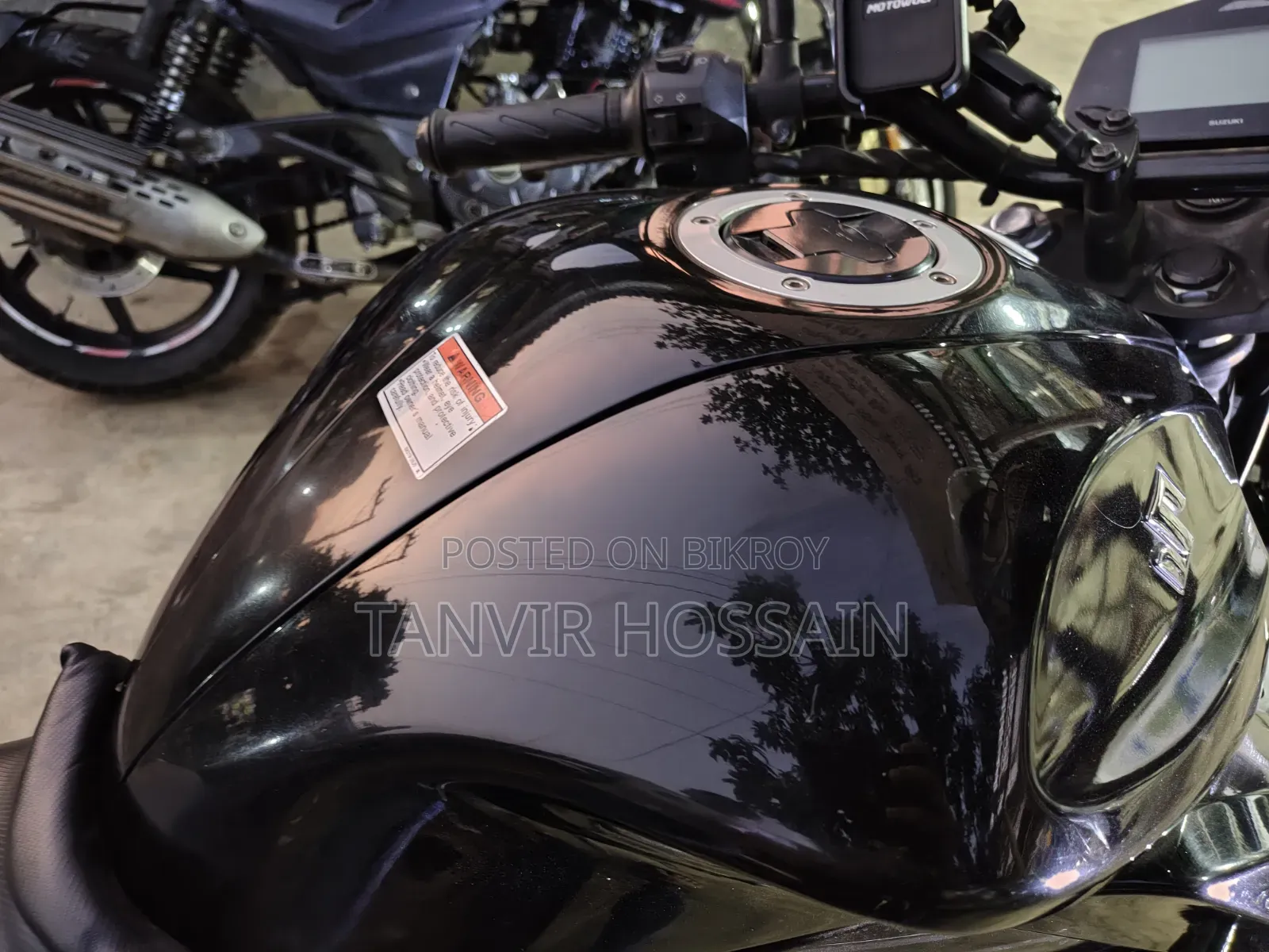 Suzuki 2024 Black