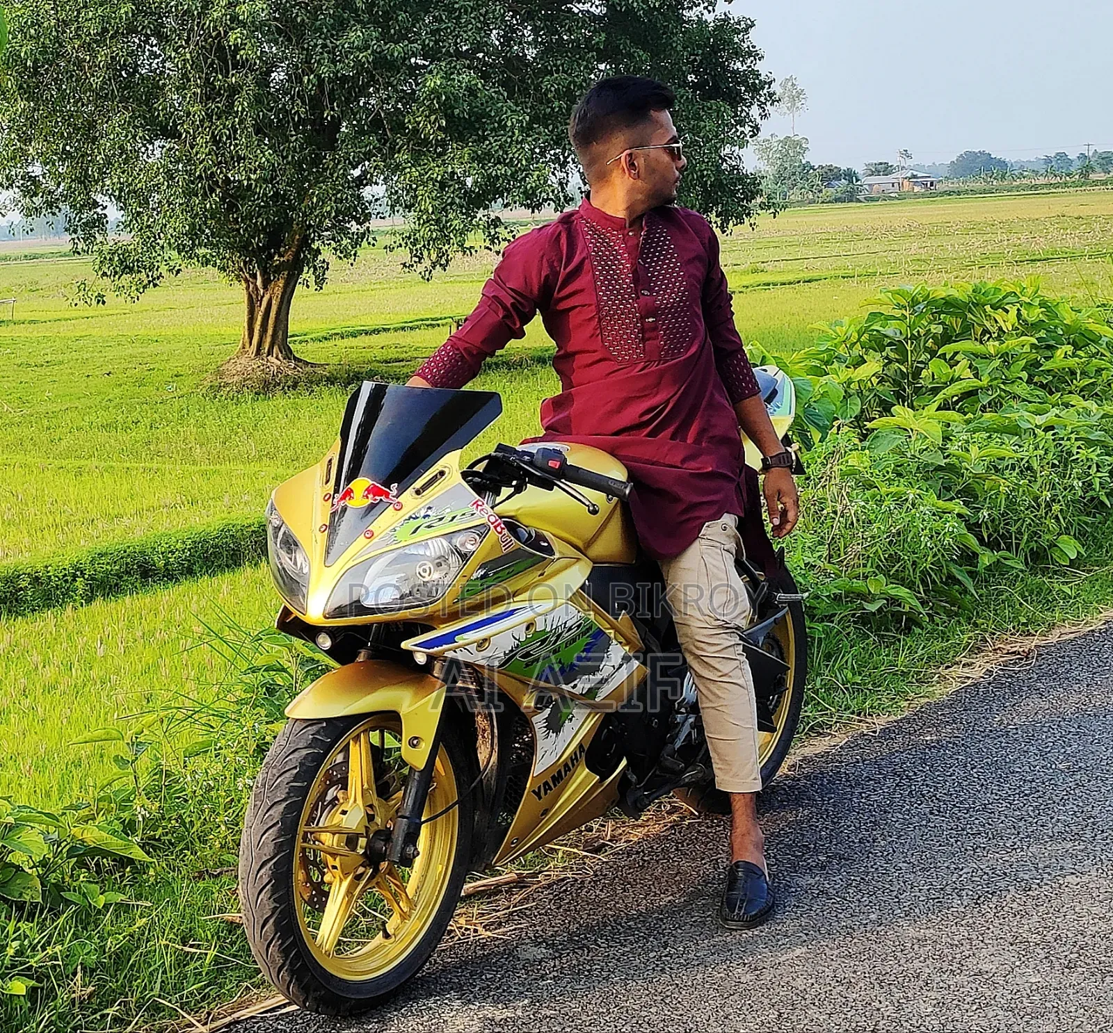 Yamaha 2016 Blue