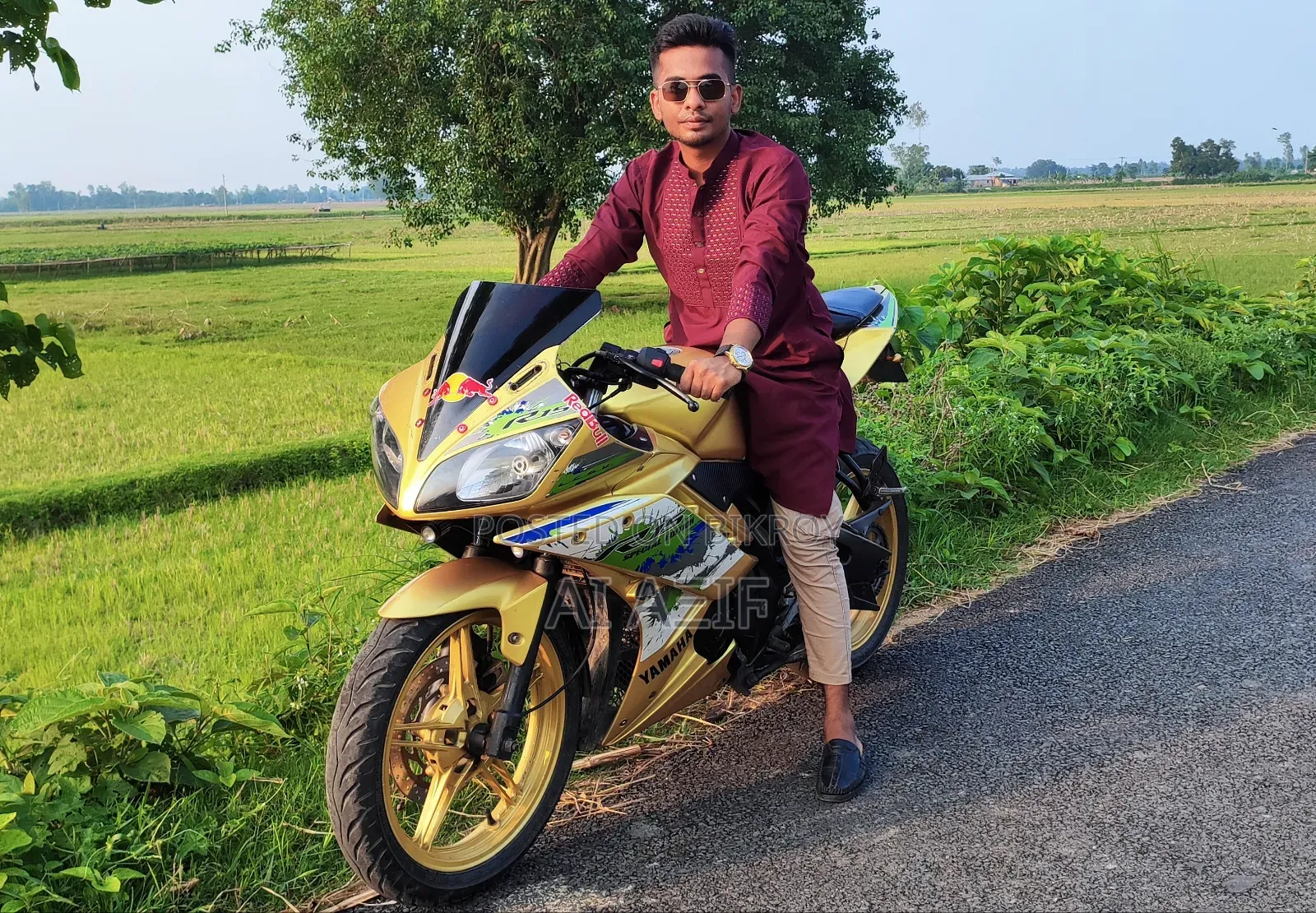 Yamaha 2016 Blue