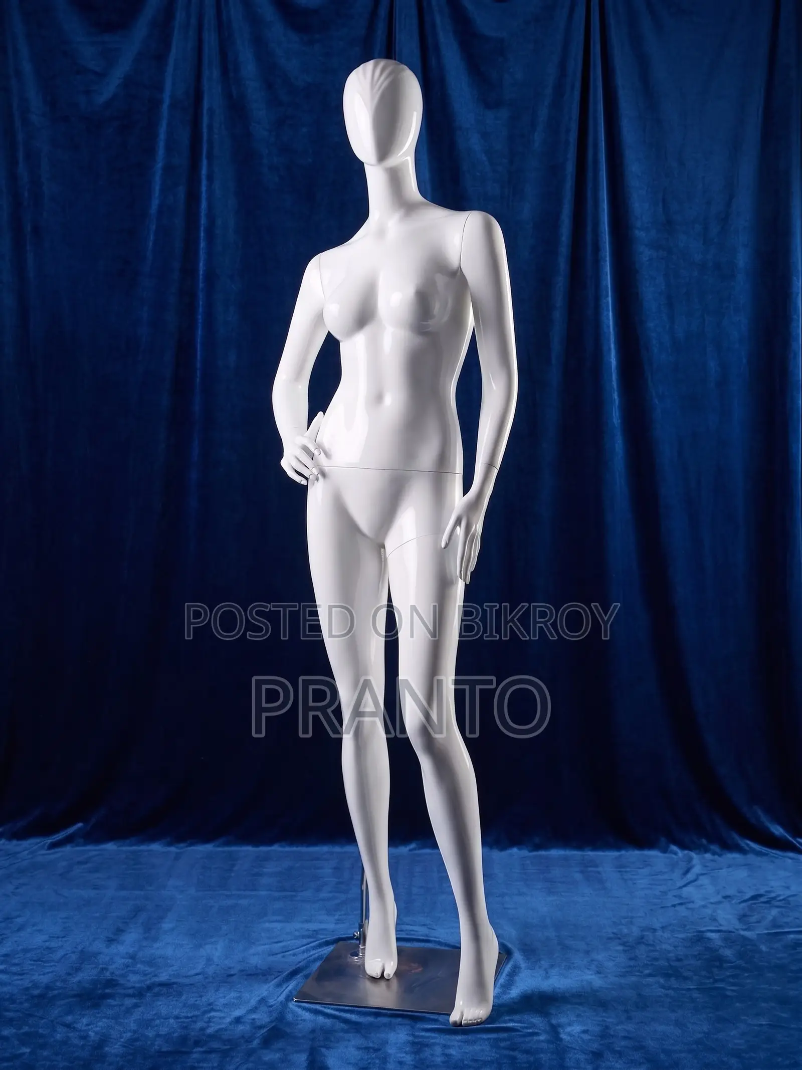 Premium Full-Body Fiberglass Female Mannequin – Glossy White