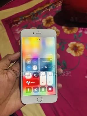 Apple iPhone 6s Plus 64 GB Gold