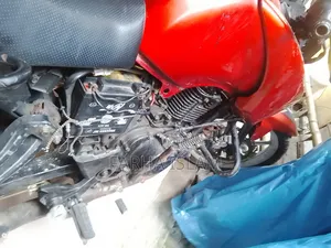 TVS Apache RTR 160 2V 2017 Red