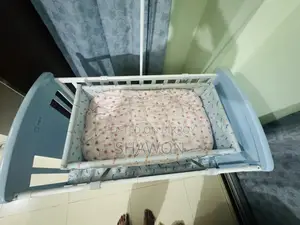 বেবি কট ফার্নিচার