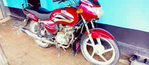 টিভিএস ২০১৮ রেড