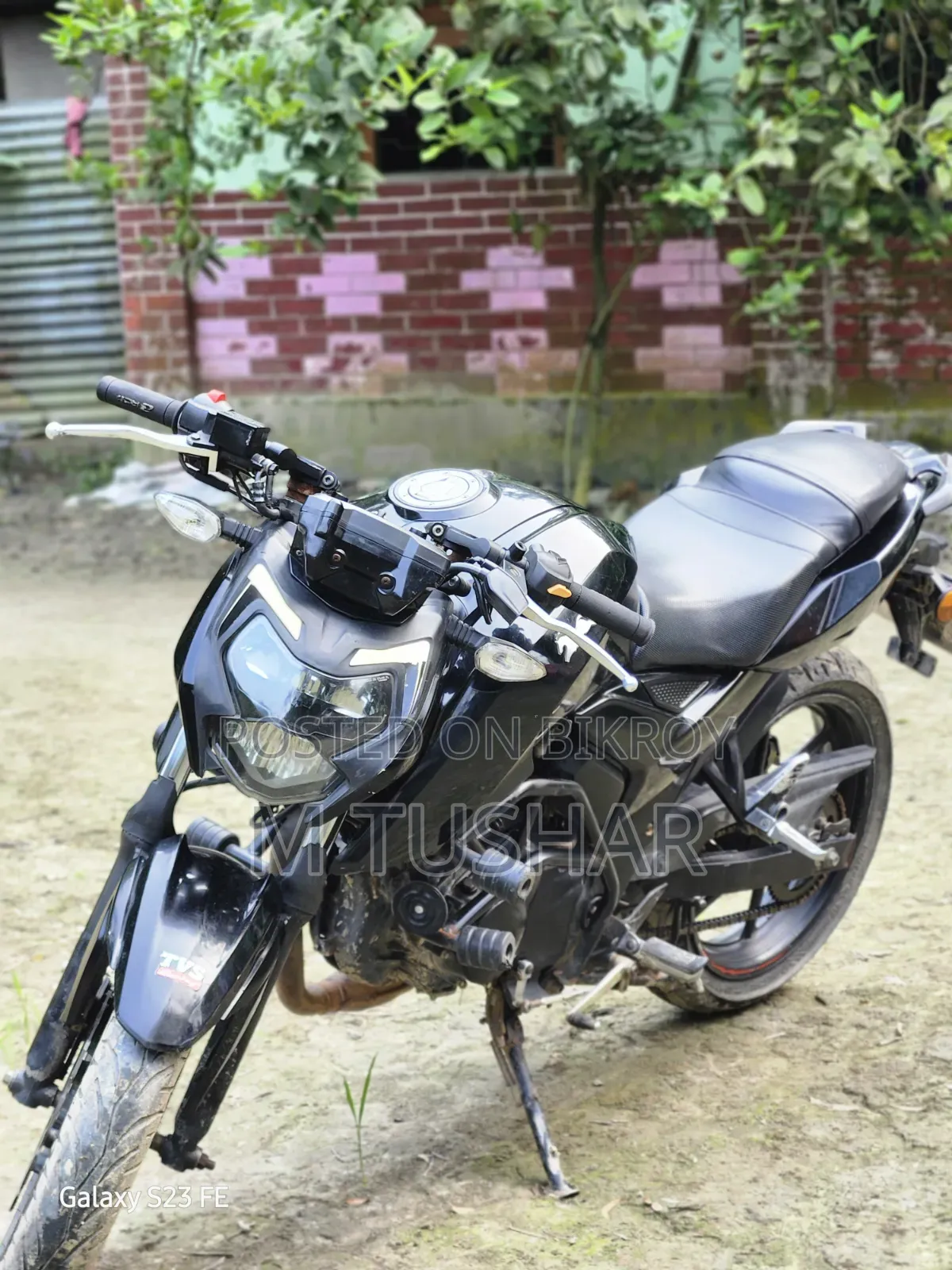 TVS Apache 160 4V 2023 Black