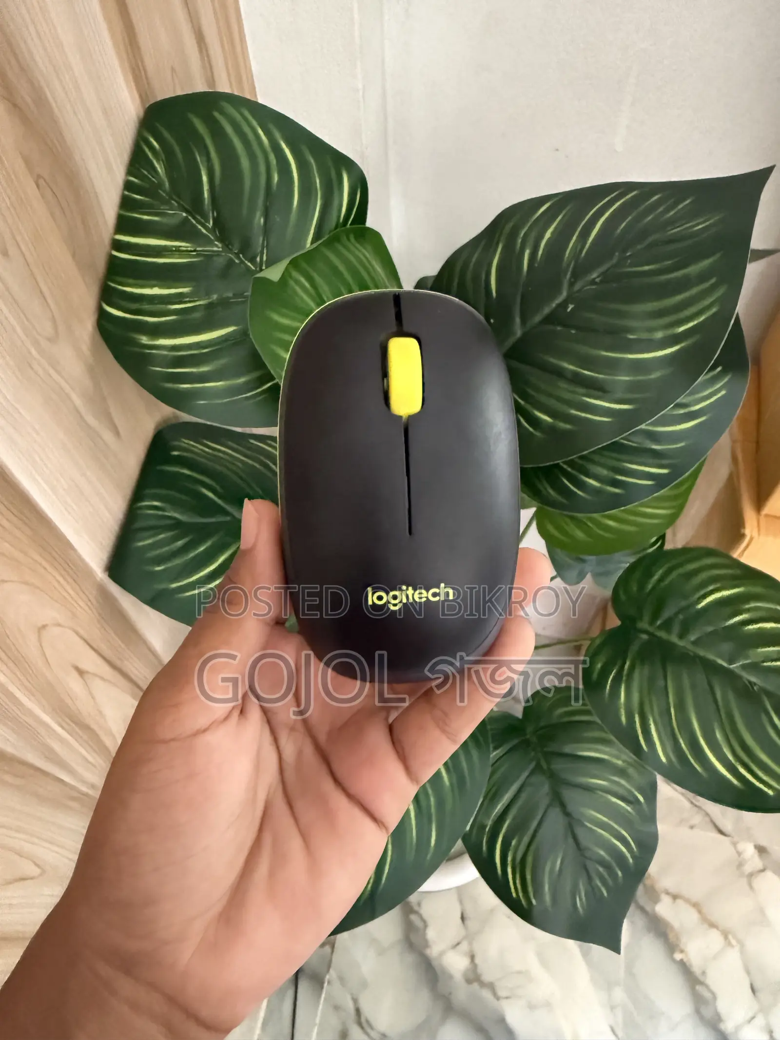 Logitech Mk240 Wireless Keyboard and Mouse Combo