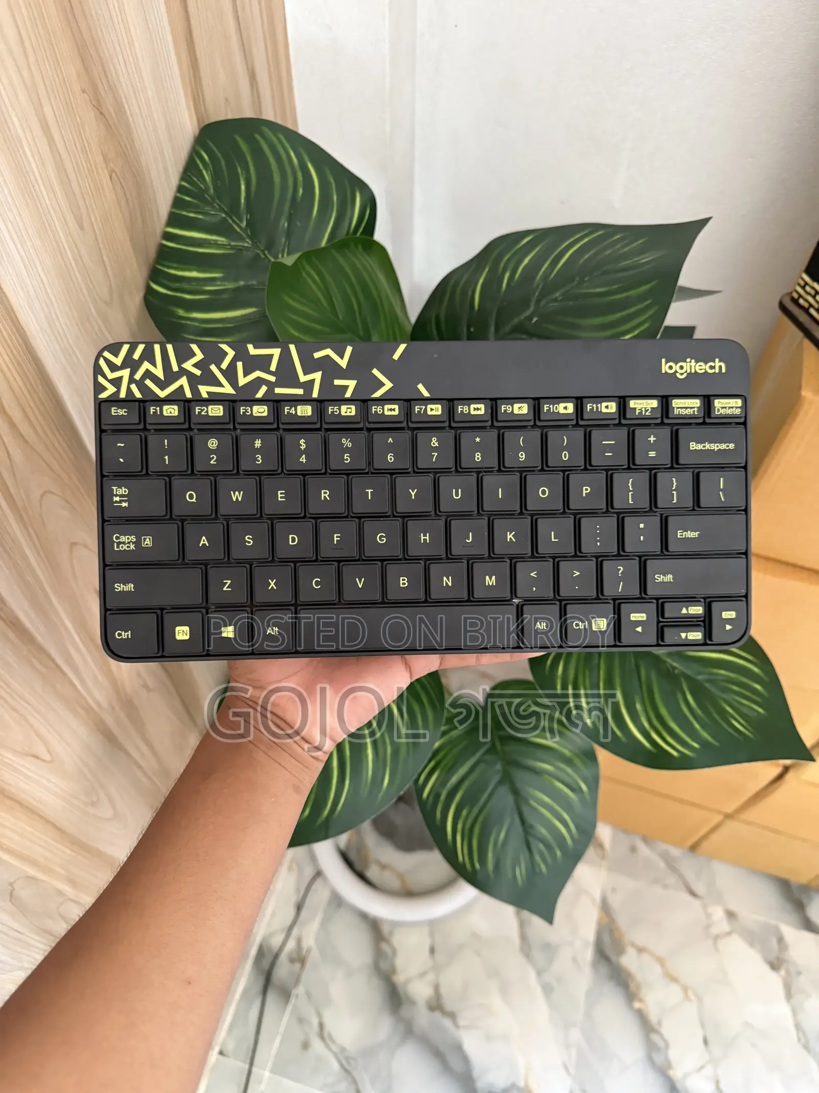 Logitech Mk240 Wireless Keyboard and Mouse Combo