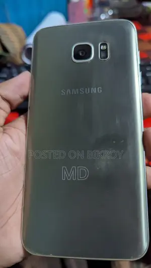 Samsung Galaxy S7 edge 32 GB White