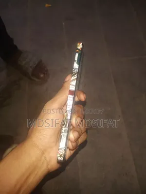 Vivo Y04 64 GB