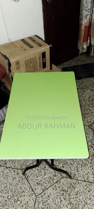 পড়ার টেবিল।সাইজ ২৩ ইন্চি বাই ১৯ ইন্চি