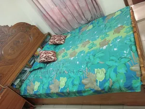 ব্যবহৃত সেগুন কাঠের খাট