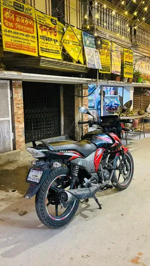 TVS Stryker 125 2018 Black