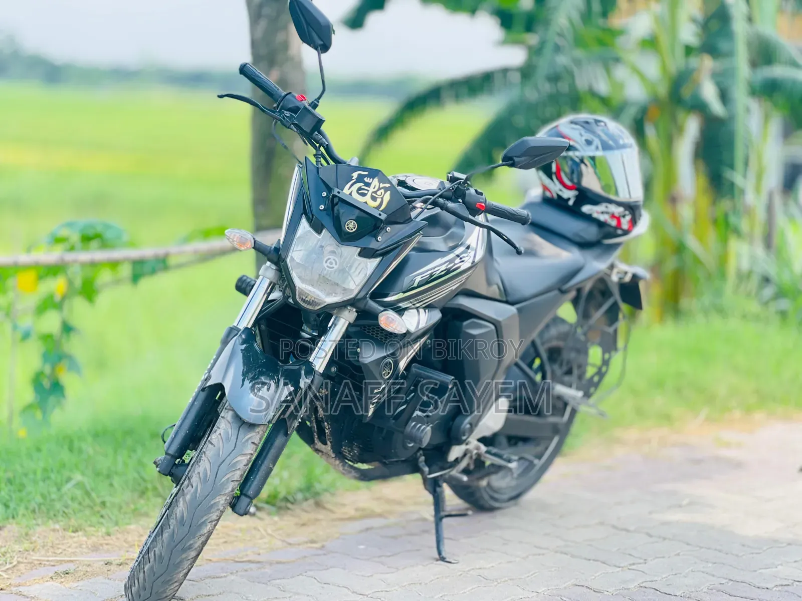 ইয়ামাহা এফজেড ২০২২ কালো