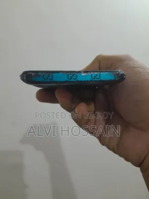 ওয়ালটন ৩২ জিবি নীল