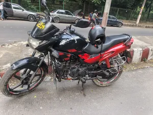 Bajaj Discover 100 2016 Red
