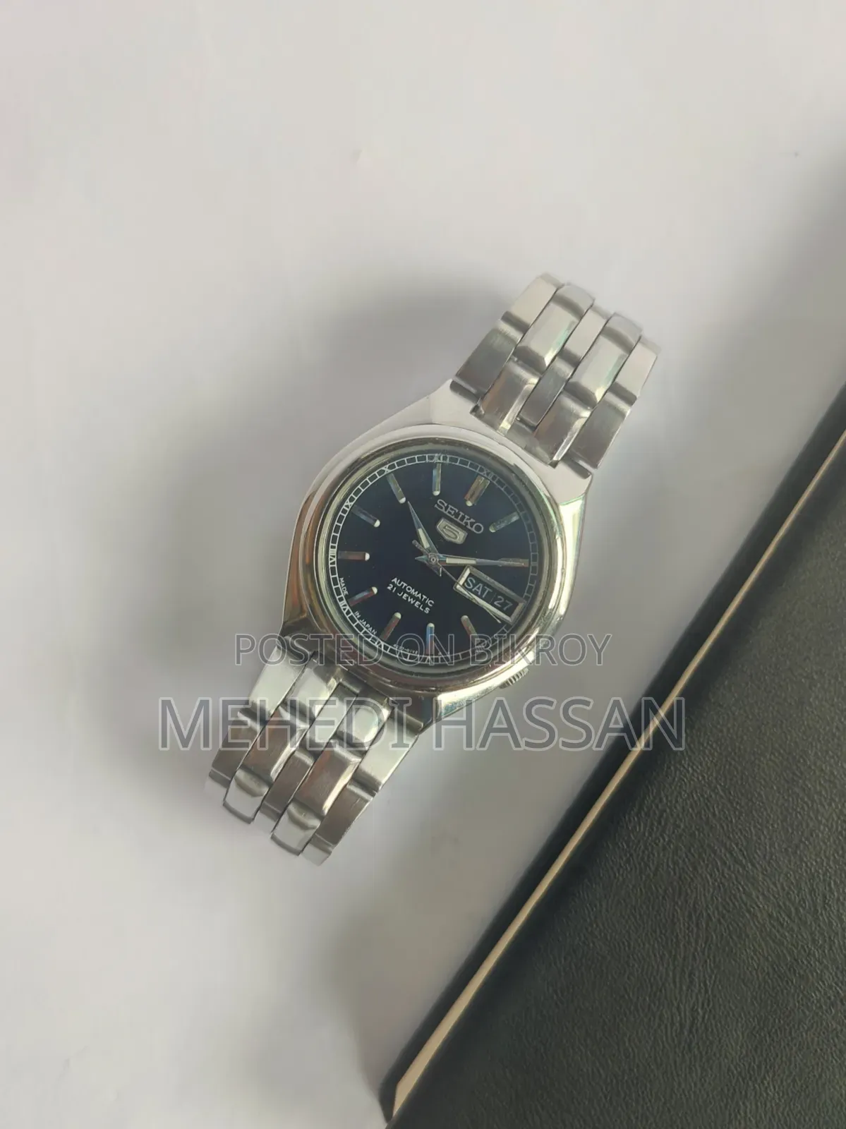 Seiko 5 Automatic - Classic Black Dial
