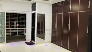 ২ বেডরুমের অ্যাপার্টমেন্ট, ধানমন্ডি, ভাড়ার জন্য