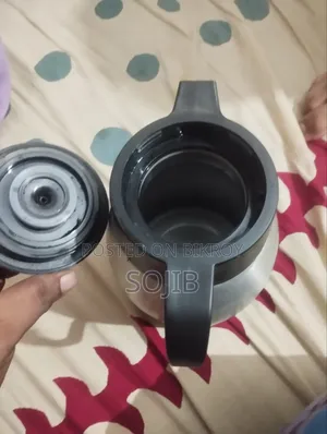 একেবারে পুরো ফ্রেশ আছে কেউ চাইলে নিতে পারেন
