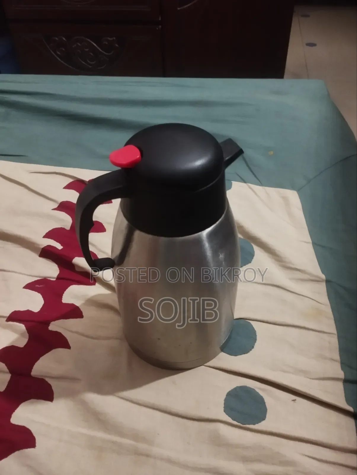 একেবারে পুরো ফ্রেশ আছে কেউ চাইলে নিতে পারেন