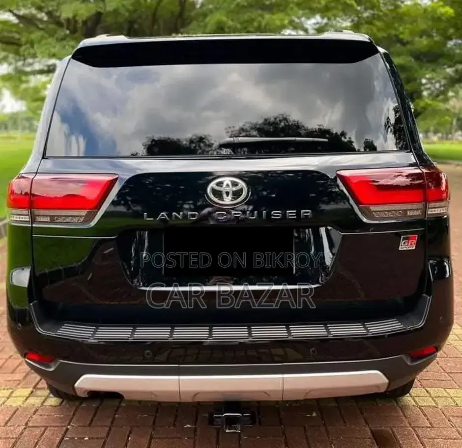 Toyota Land Cruiser 2022 Black