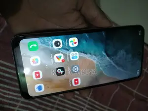 Tecno Spark 40 128 GB Silver