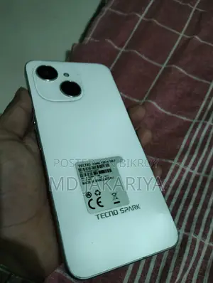 Tecno Spark 40 128 GB Silver