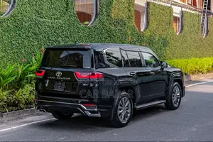 New Toyota Land Cruiser 3.3 Diesel 4WD 2022 Black