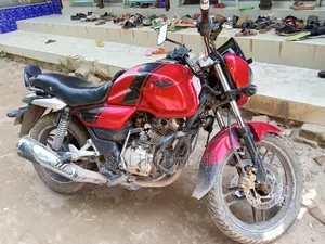 Bajaj V15 2018 Red