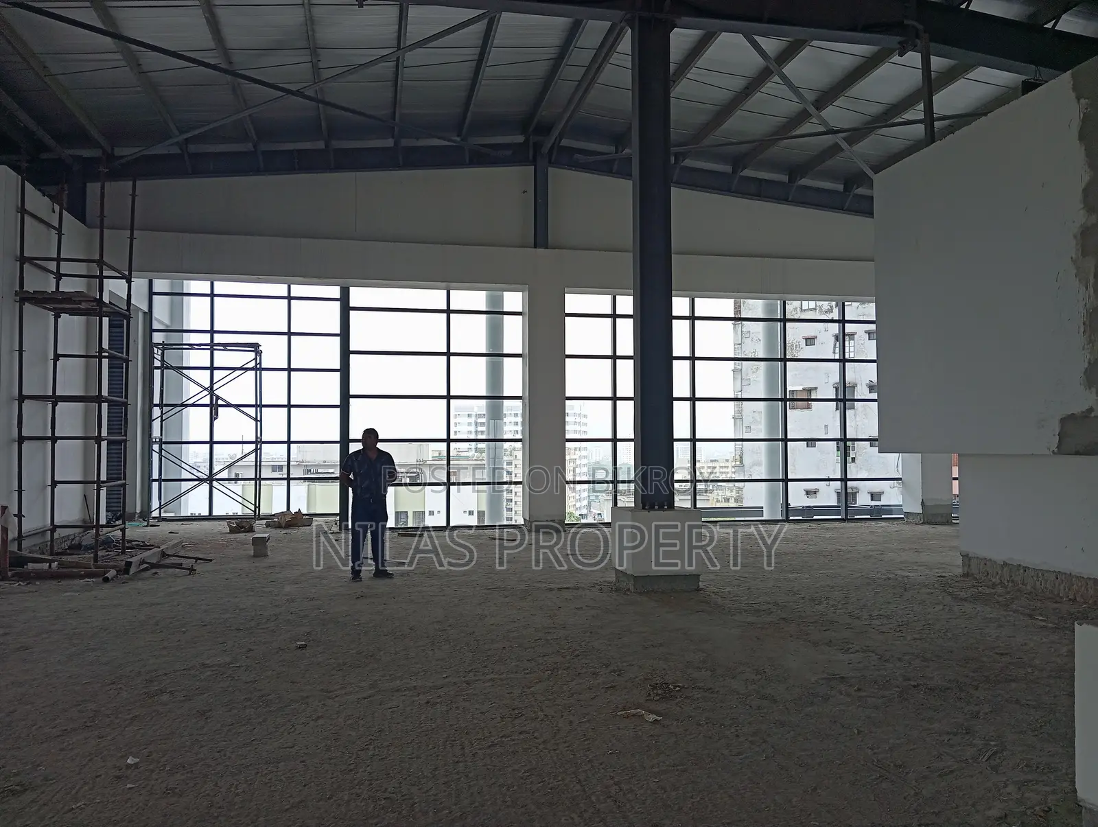 Rooftop Convention 12000 SFT Double Height for Rent