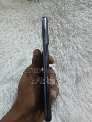 Samsung Galaxy S21 5G 128 GB Gray