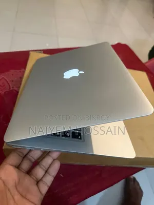 Laptop Apple MacBook 4GB Intel Core i5 SSD 128GB
