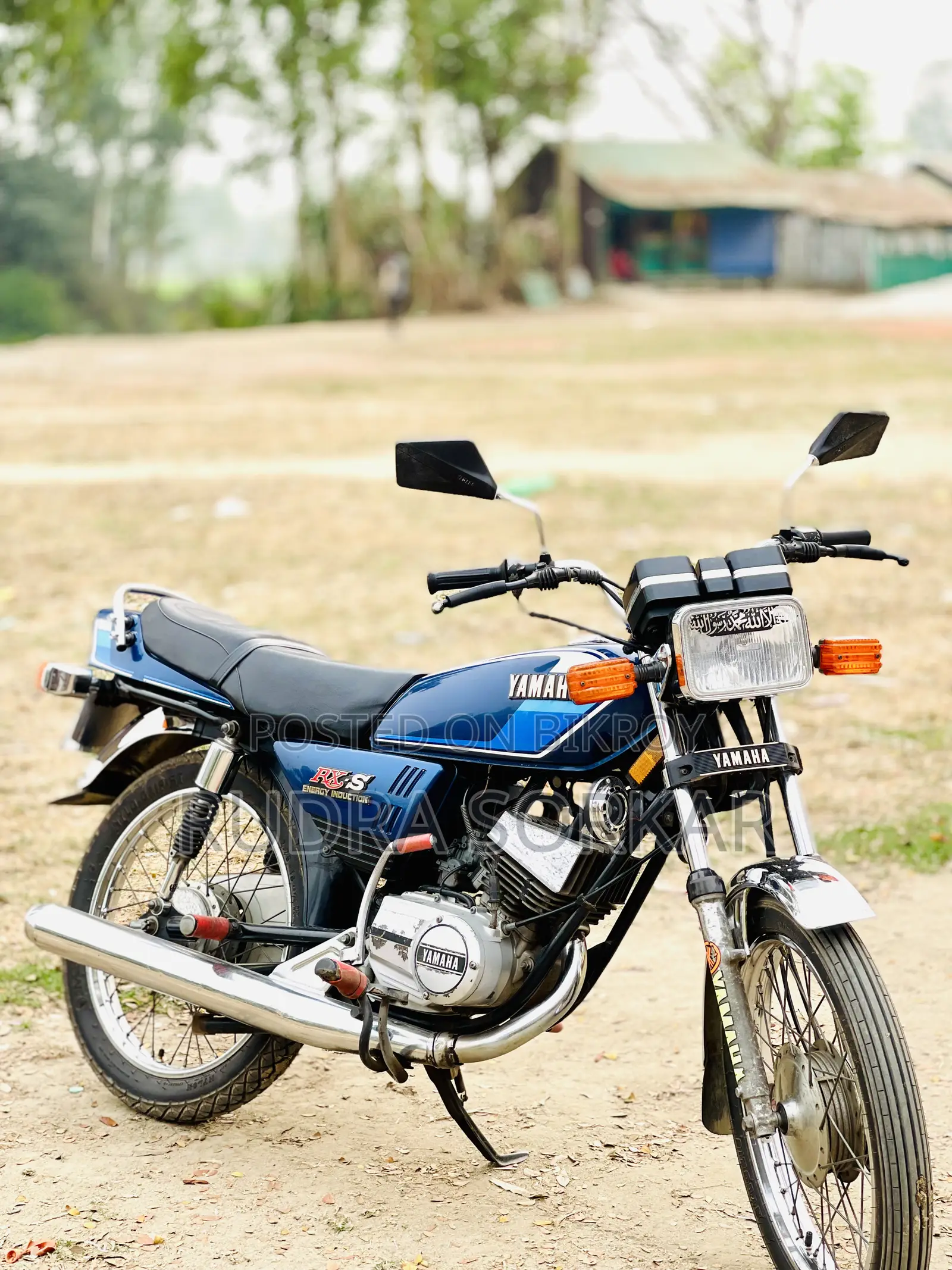 Yamaha 2002 Blue