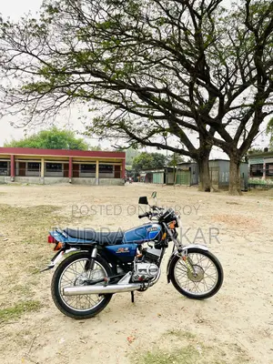 Yamaha 2002 Blue
