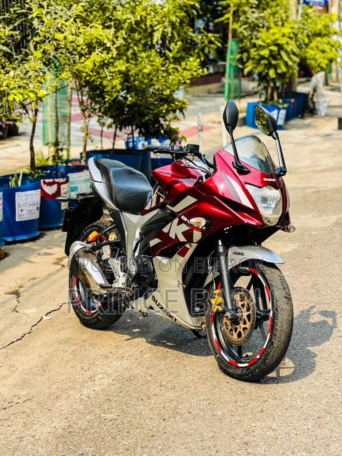 সুজুকি জিক্সার এসএফ ২০২০ রেড