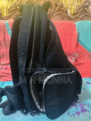 ল্যাপটপ কম্পার্টমেন্ট সহ ক্যামেরা ব্যাগ