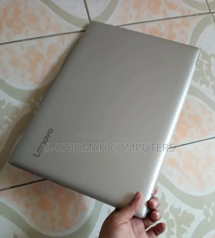 Laptop Lenovo 4GB Intel Core i3 SSD 128GB