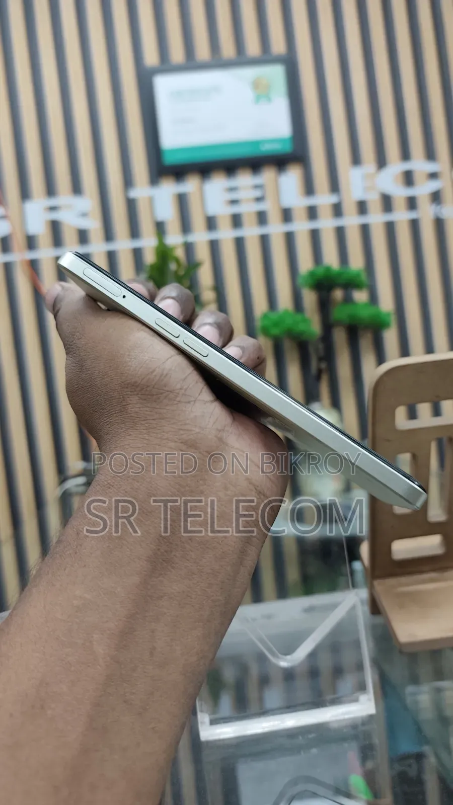Oppo F21 Pro 5G 128 GB Gold