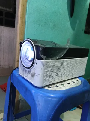 Magcubic Smart Projector - Like New, Great For Home Entertainment