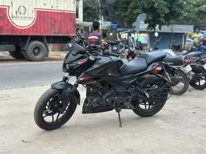 নতুন বাজাজ পালসার এন১৬০ ২০২৫ ব্ল্যাক