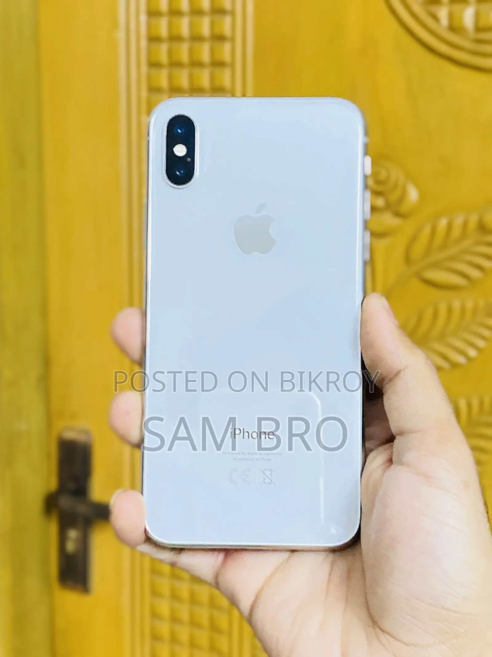 Apple iPhone X 64 GB White