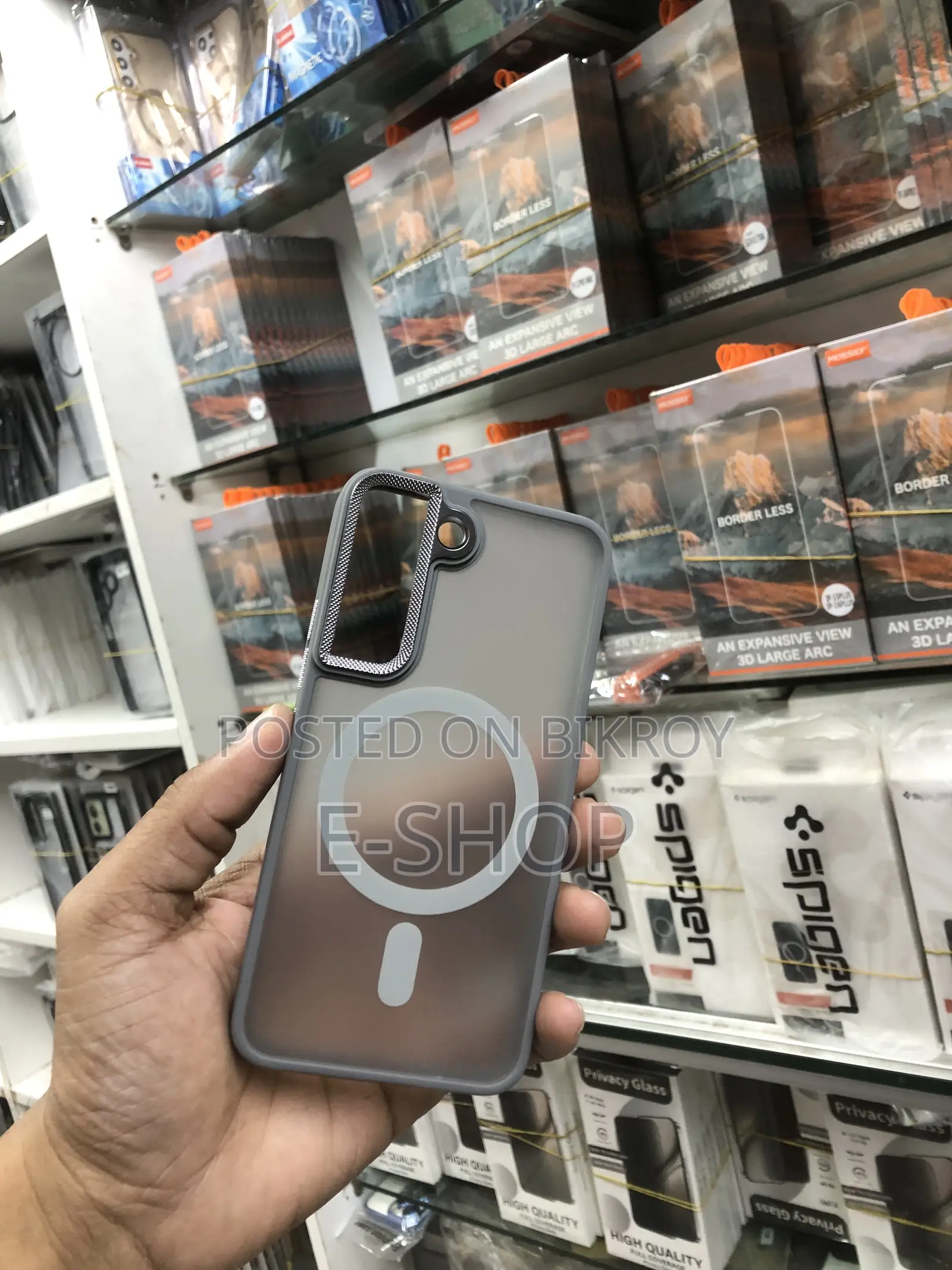 Samsung S22 Matte Transparent Magnetic Case