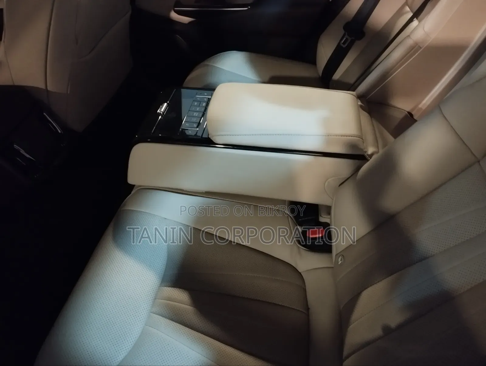 Toyota Crown 2020 Pearl