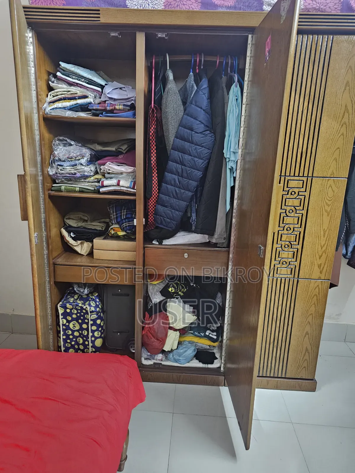 Almari for Sell