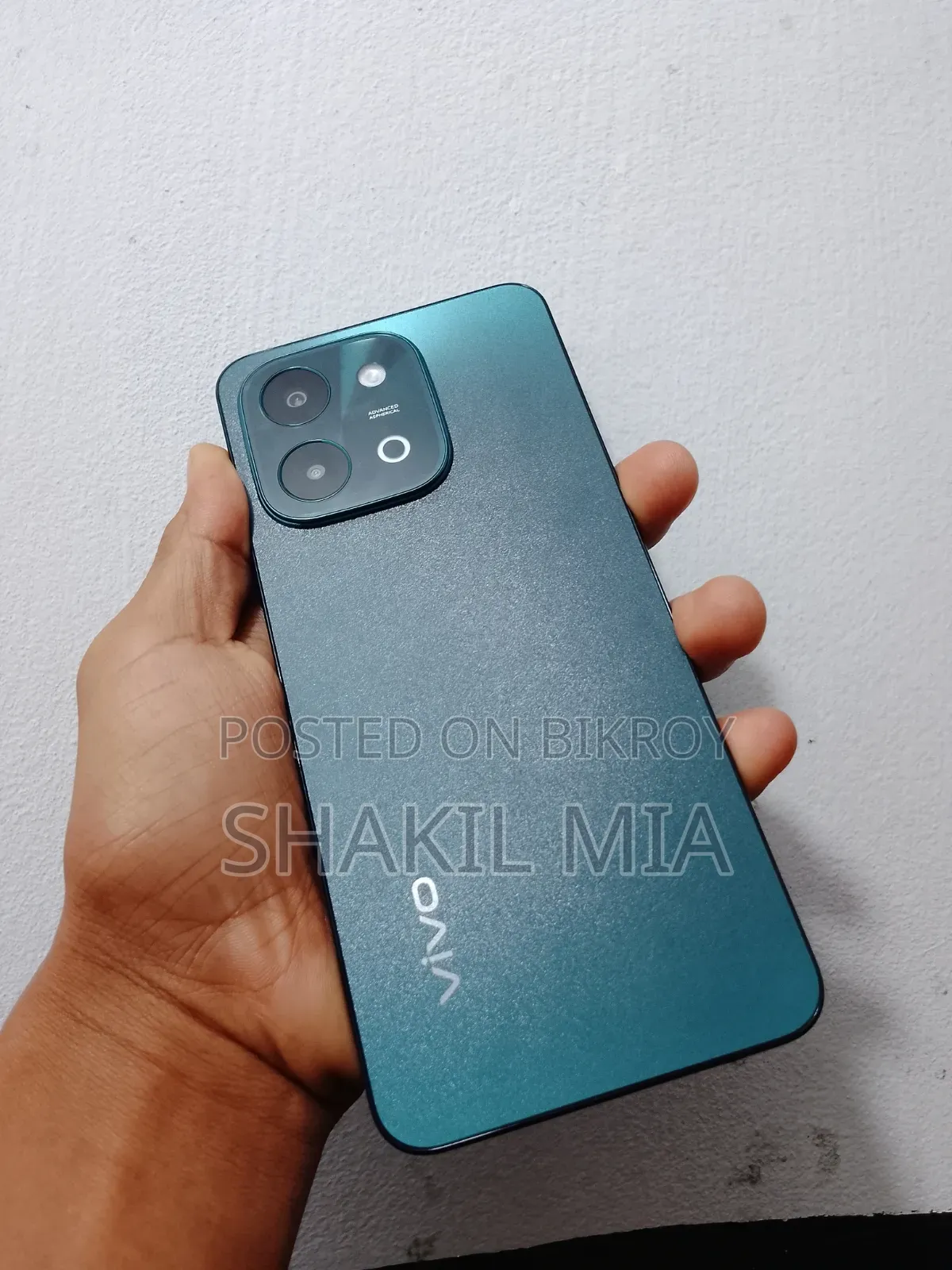 Vivo Y28 8 GB Blue