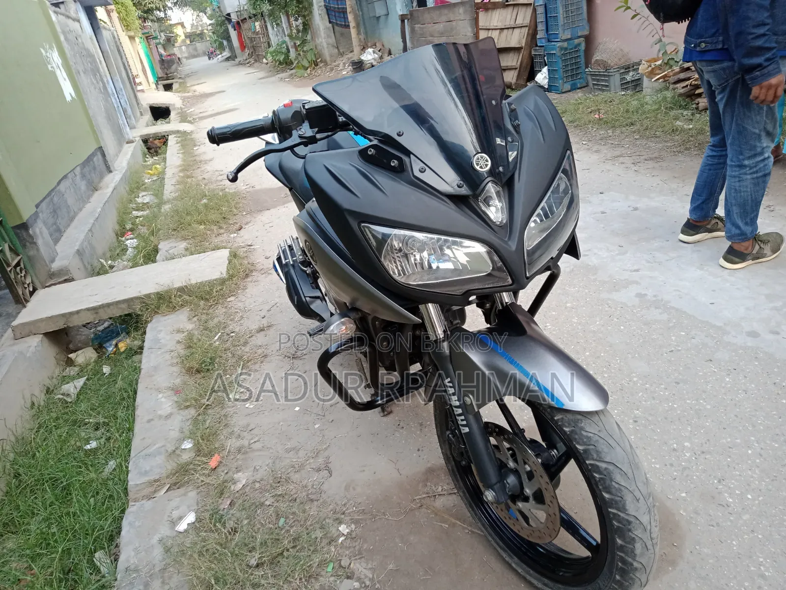 Yamaha 2019 Black